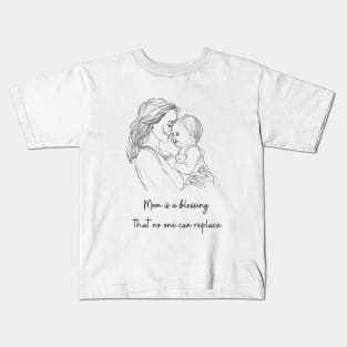 Mom and child in a hug Kids T-Shirt